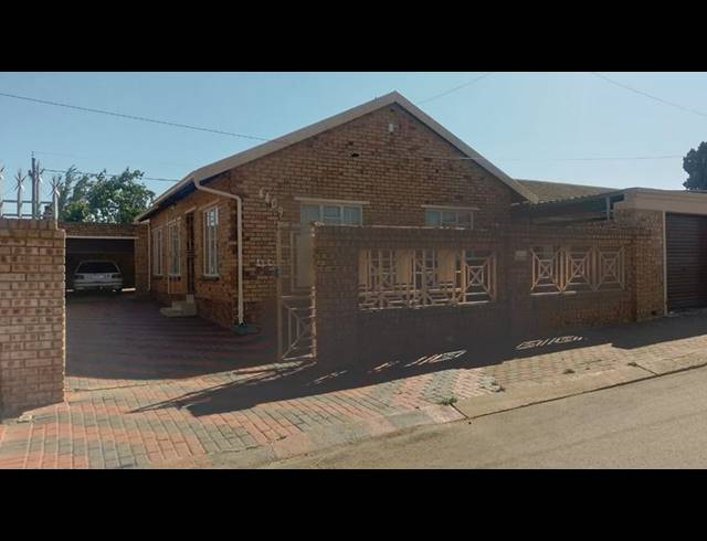 3 BEDROOM HOUSE FOR SALE IN MOHLAKENG